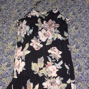 Boohoo Floral Dress with a slit!! Never worn